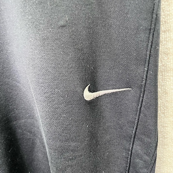 Nike Dri-Fit Sweatpants Joggers Mens L Black Zip Legs Workout Comfy Running 2505 - Picture 2 of 10